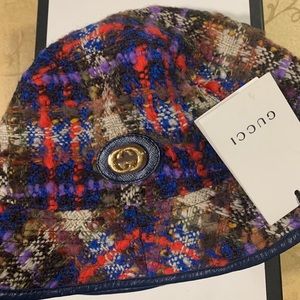 Gucci bucket hat 100% authentic